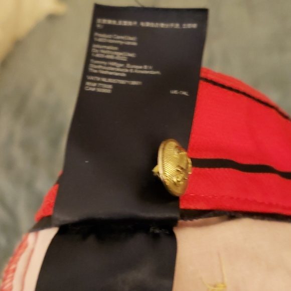 Shorts - Picture 5 of 5